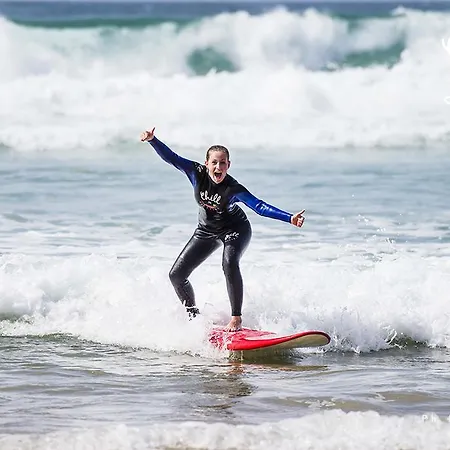 旅馆 埃里塞拉舒尔冲浪旅馆 埃里塞拉