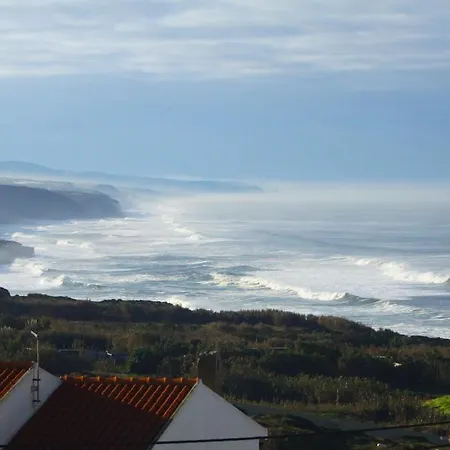 埃里塞拉舒尔冲浪旅馆 旅馆 *