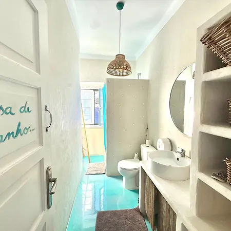 Chill In Surf House
