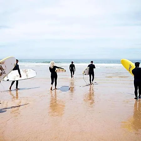 Chill In Surf House Ericeira
