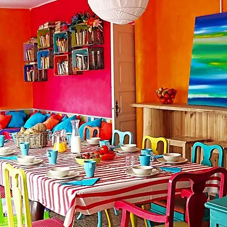 Chill In Surf House Ostello