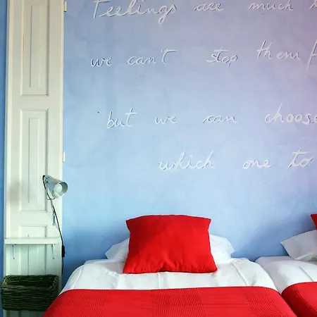 Chill In Surf House Hostel *