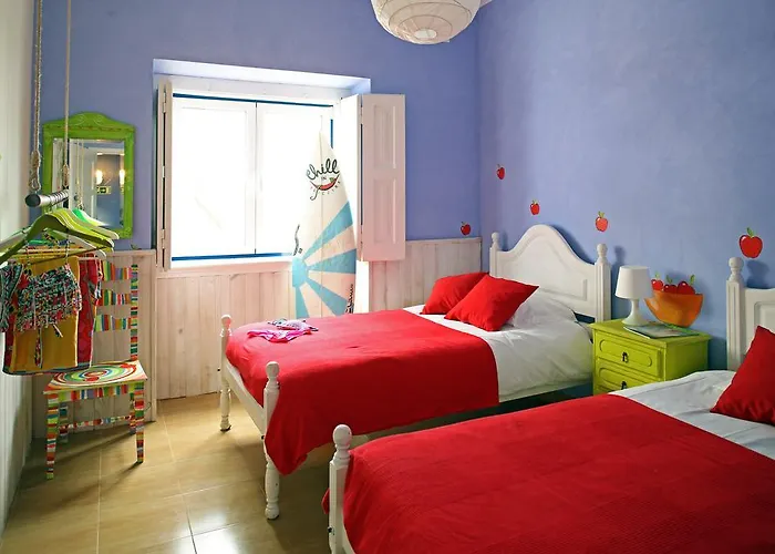 Hostel Chill In Surf House Ericeira